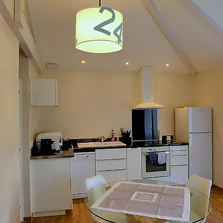 וילה Dousoleil לה-טסט-דה-בוש